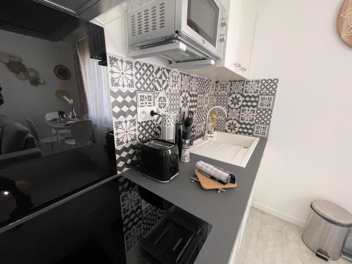 Le Boheme - Centre Ville, Netflix Et Wifi, Parking, Ideal Familles, Couples Et Voyages D'Affaire Niort Exterior foto
