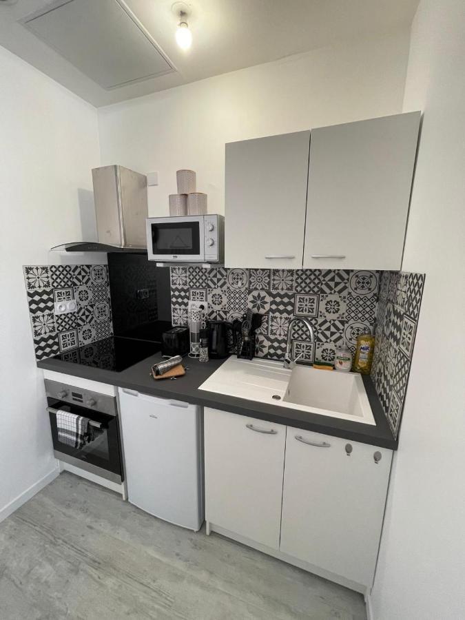 Le Boheme - Centre Ville, Netflix Et Wifi, Parking, Ideal Familles, Couples Et Voyages D'Affaire Niort Exterior foto